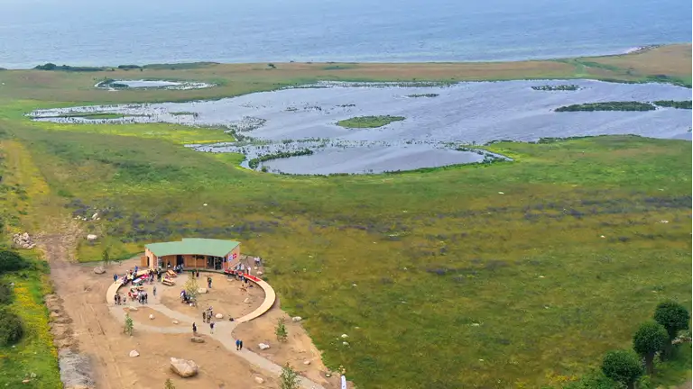 Naturrum Knudshoved set fra oven